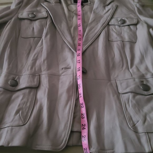 Womens leather jacket - Picture 5 of 7